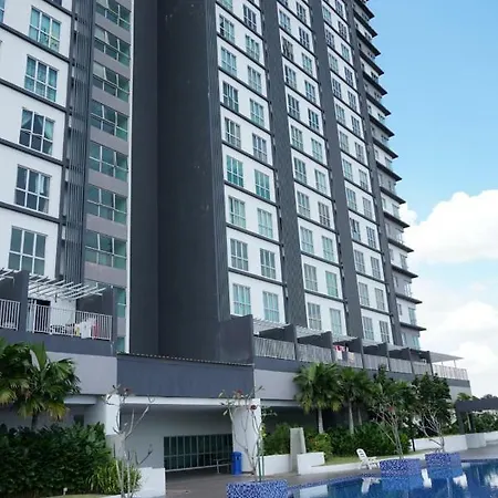 2 Carpark Gep 5 Star Hotel Bed & Sofa Studio Seri Kembangan Exterior photo