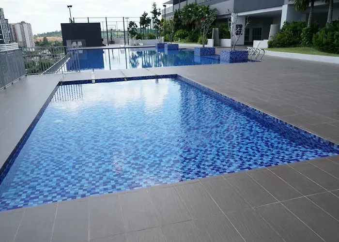 2 Carpark Gep 5 Star Hotel Bed & Sofa Studio