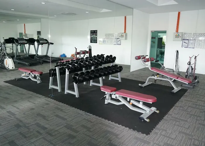 2 Carpark Gep 5 Star Hotel Bed & Sofa Studio