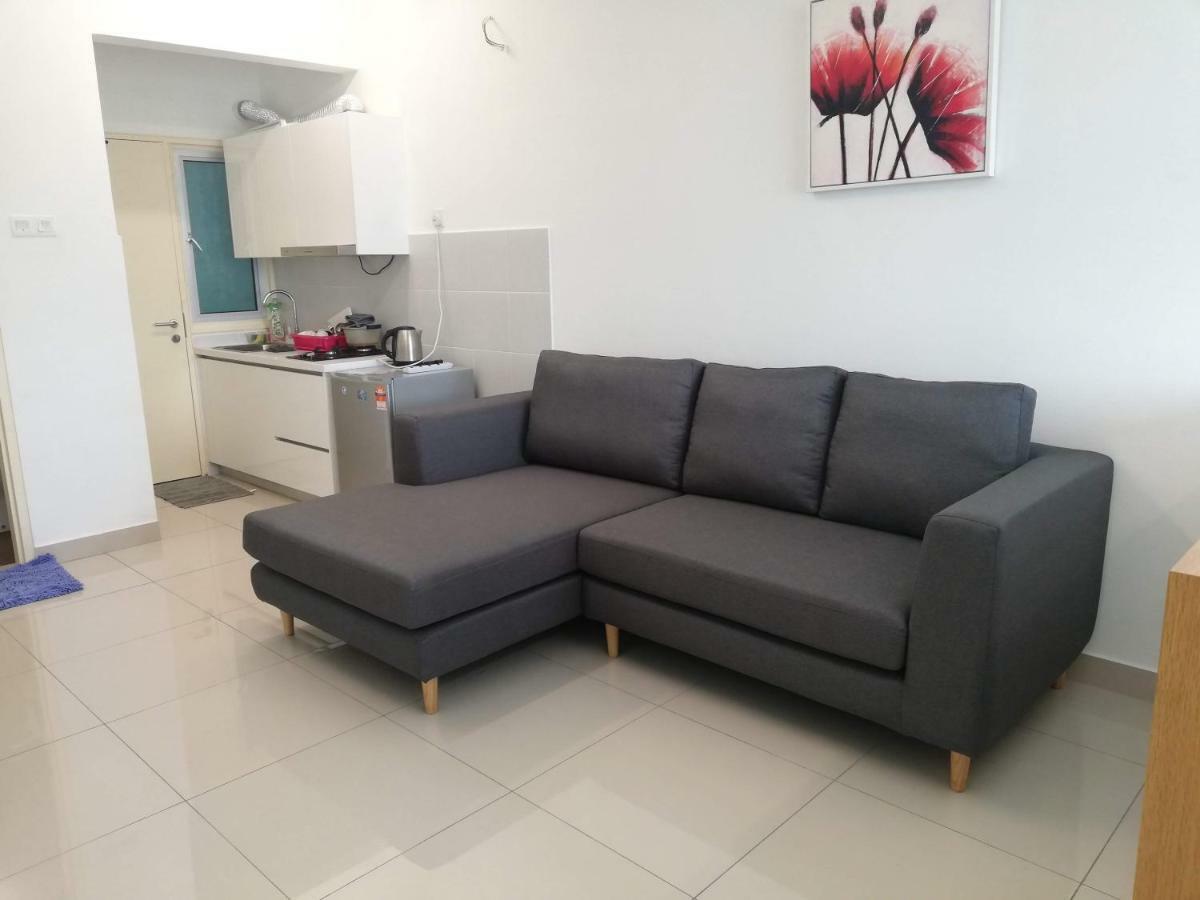 2 Carpark Gep 5 Star Bed & Sofa Apartment